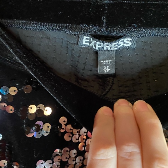 🖤Velvet sequin pants🖤 - Picture 6 of 8